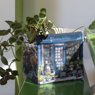 Boite de rangement « Brindille » Fleuriste Paris par la marque Maron Bouillie Maron Bouillie - Boite de rangement « Brindille » Fleuriste Paris