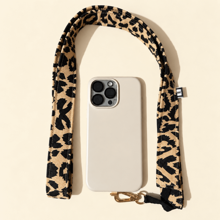 cordon de telephone leopard beige maison mallow 2 Maison Mallow -