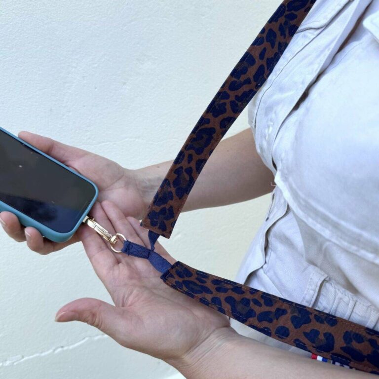 Maison Mallow - Cordon de téléphone Léopard Marron et Bleu