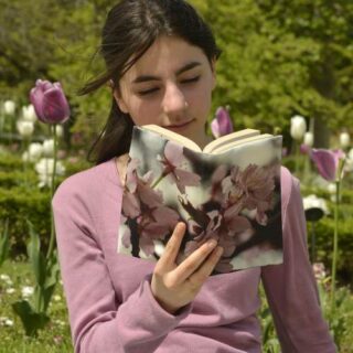 Maron Bouillie - Couvre livre Fleurs – Cerisier d’Hiver