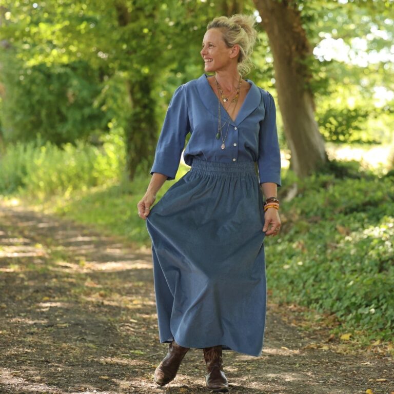 Quintessence - Jupe Tao — Velours côtelé bleu doux – XXXL