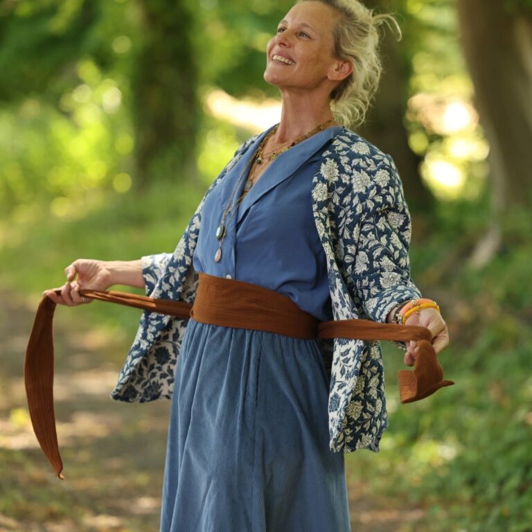 Quintessence - Jupe Tao — Velours côtelé bleu doux – XXXL