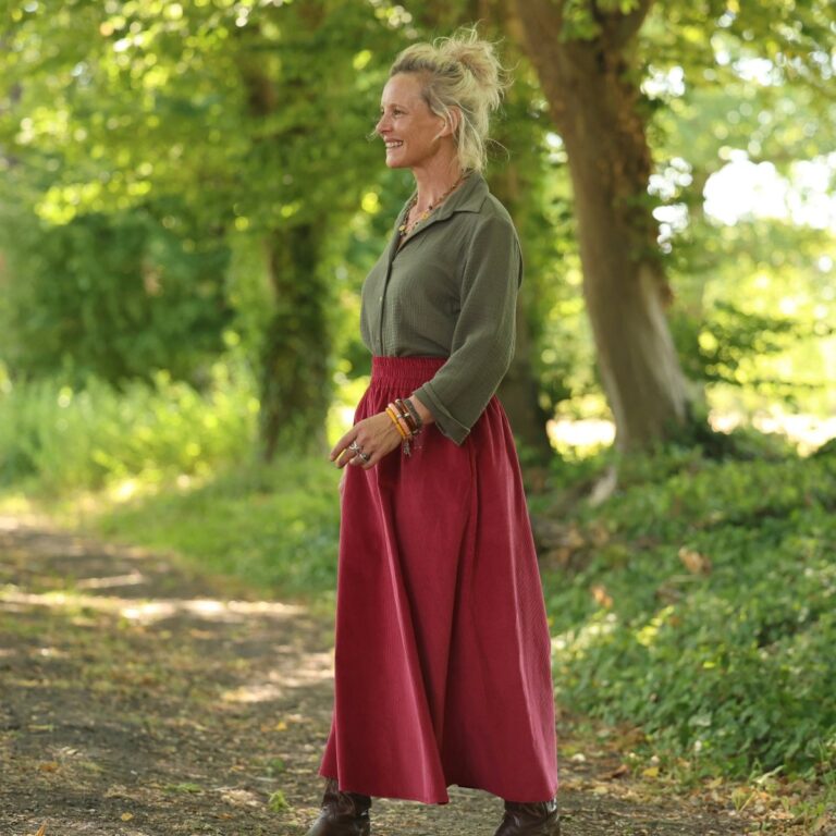 Quintessence - Jupe Tao — Velours côtelé grenat – XXXL