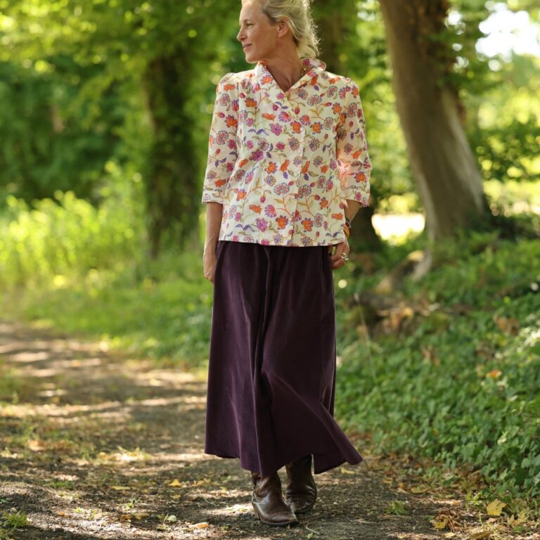 Quintessence - Jupe Tao — Velours côtelé prune – XXXL