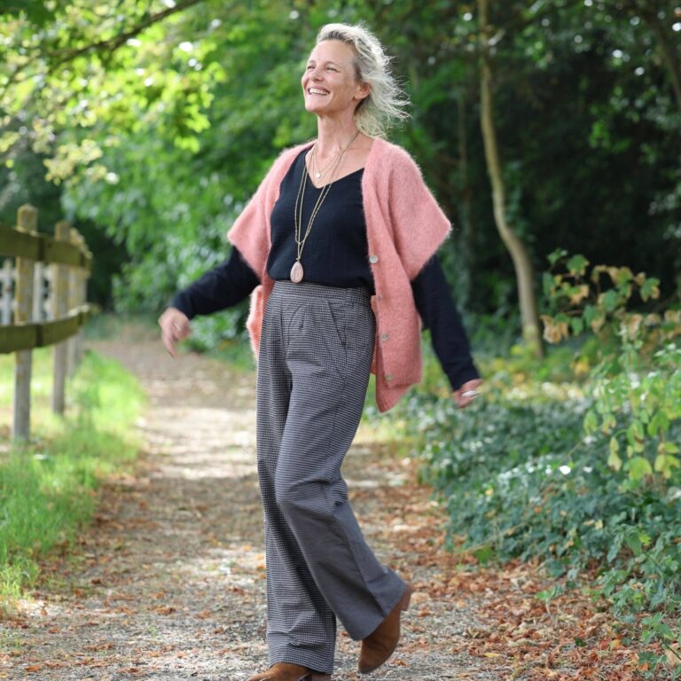 Meta SS25 - Le Pantalon Cocoon Louis — flanelle douce à carreaux noir ficelle – M