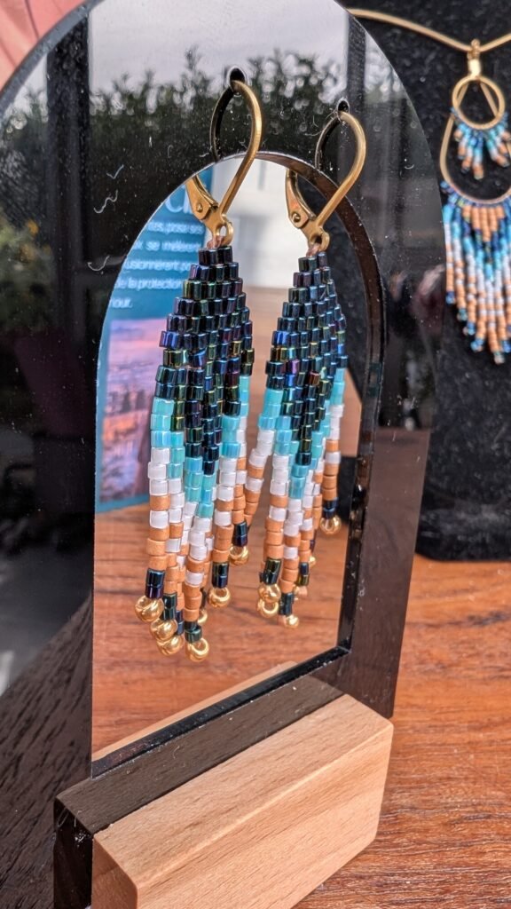 Valdyria - Mini Boucles d’Oreilles Nilyra Maria Marine