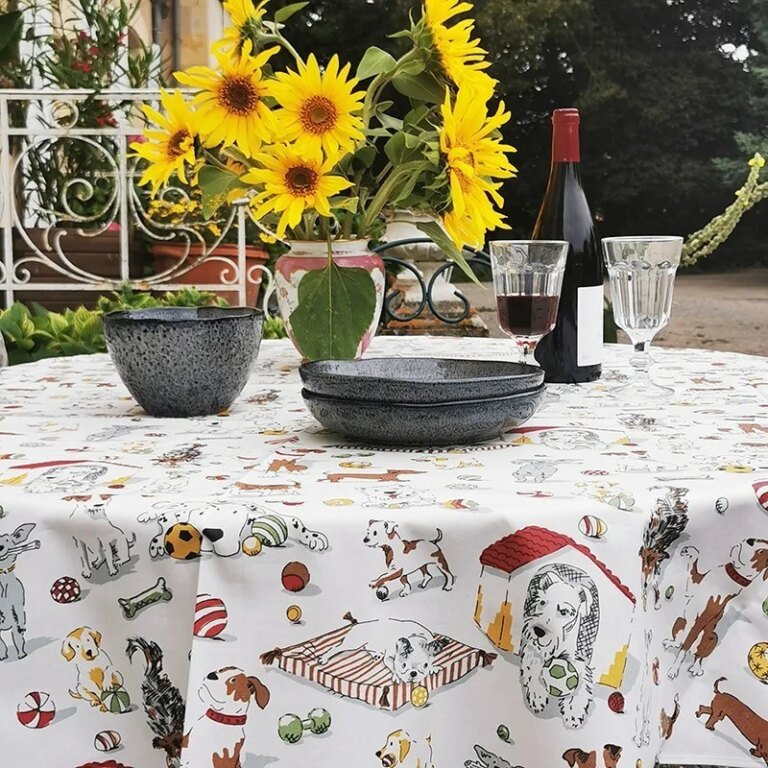 Fleur de Soleil - Nappe enduite ronde ou ovale Chiens – Ovale 160x220cm