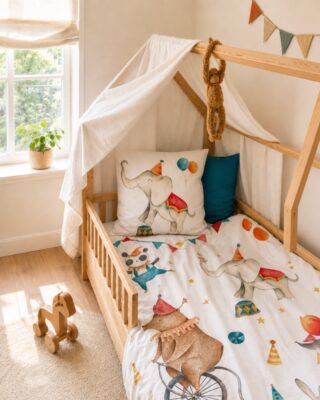 Parure Enfant Imprimée – Le Cirque par la marque Blanc de Gérardmer Blanc de Gérardmer - Parure Enfant Imprimée – Le Cirque