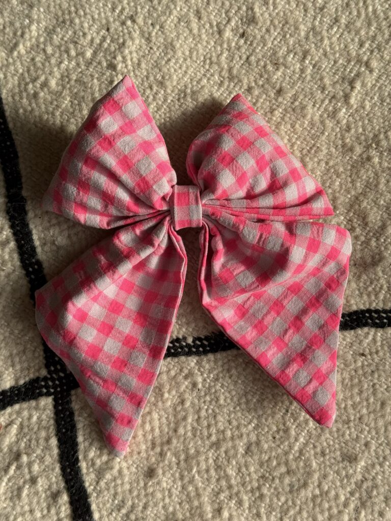 Maison Mallow - Petit Nœud de Noël Made in France – Fleurs roses fluo