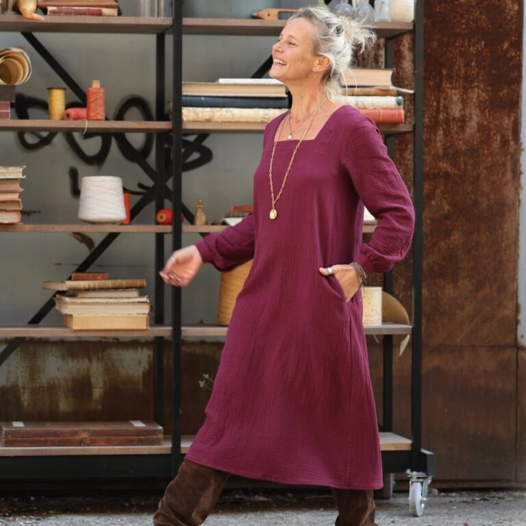 Quintessence - Robe Adélaïde — Double gaze de coton lie de vin – XXL