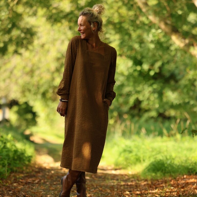Quintessence - Robe Adélaïde — Seersucker vichy miel & chocolat – XXL