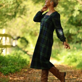 Robe Adélaïde — Tartan vert sapin par la marque Quintessence Quintessence - Robe Adélaïde — Tartan vert sapin