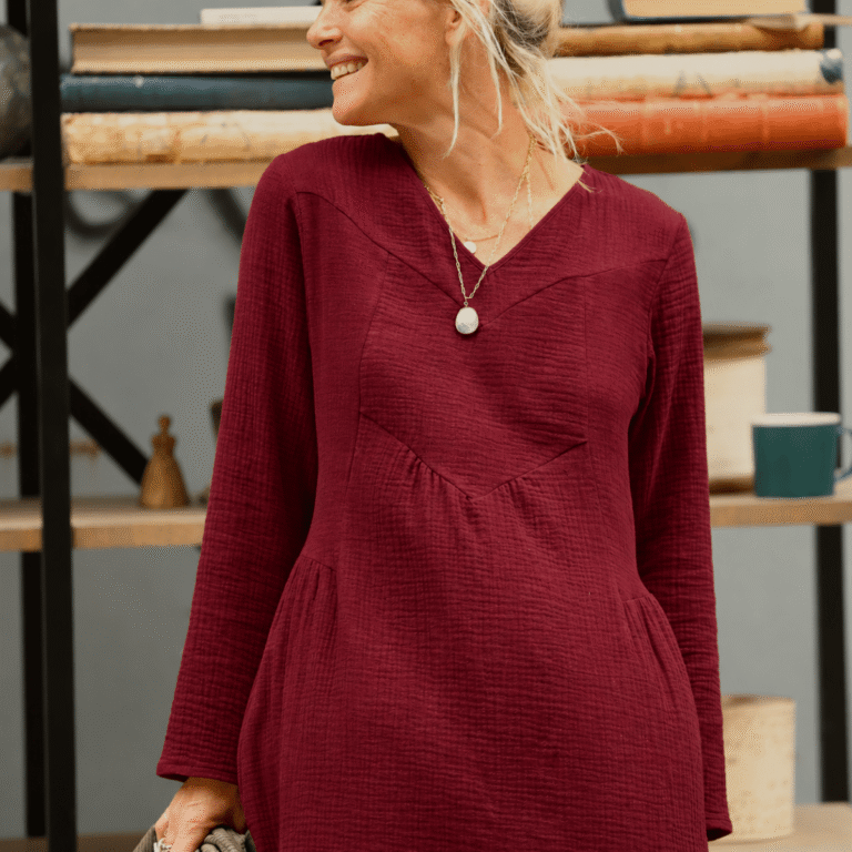Quintessence - Robe Edmée — Double gaze de coton lie-de-vin – XXL
