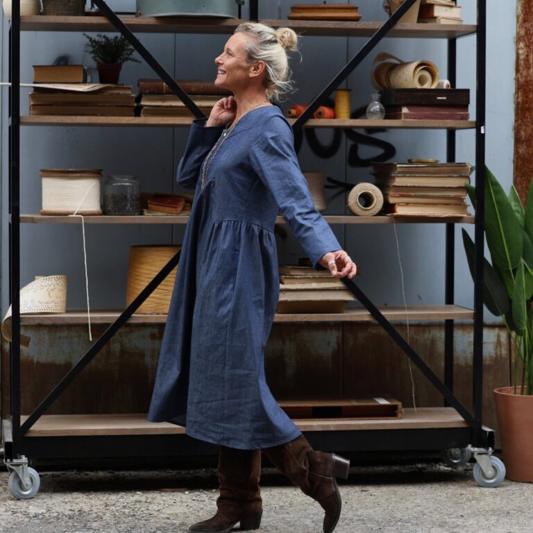 Quintessence - Robe Edmée — Jean de coton bleu – XXL