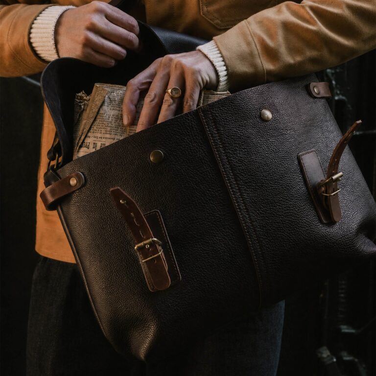 Bleu De Chauffe - Sac besace Lucien - Marron Brun