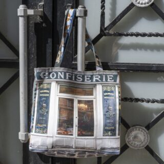 Sac Cabas Paris Confiserie Boulangerie par la marque Maron Bouillie Maron Bouillie - Sac Cabas Paris Confiserie Boulangerie