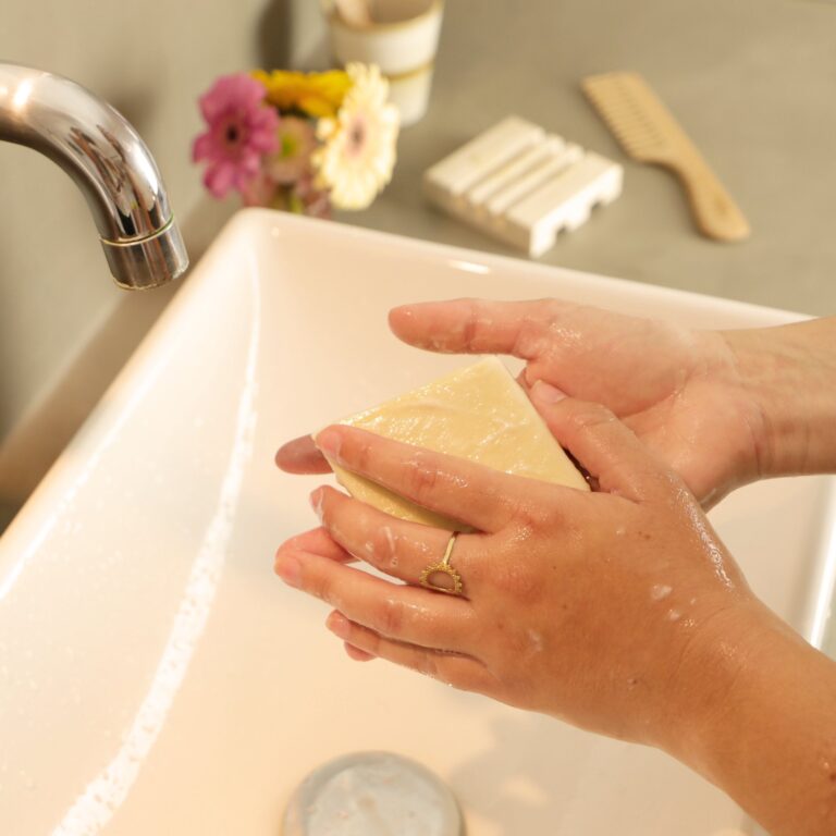 Comme Avant - Savon à l'huile d'olive - Version 1 – 1 pain de savon - 1kg