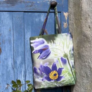 Maron Bouillie - Tote bag Fleur – Anémone Pulsatille