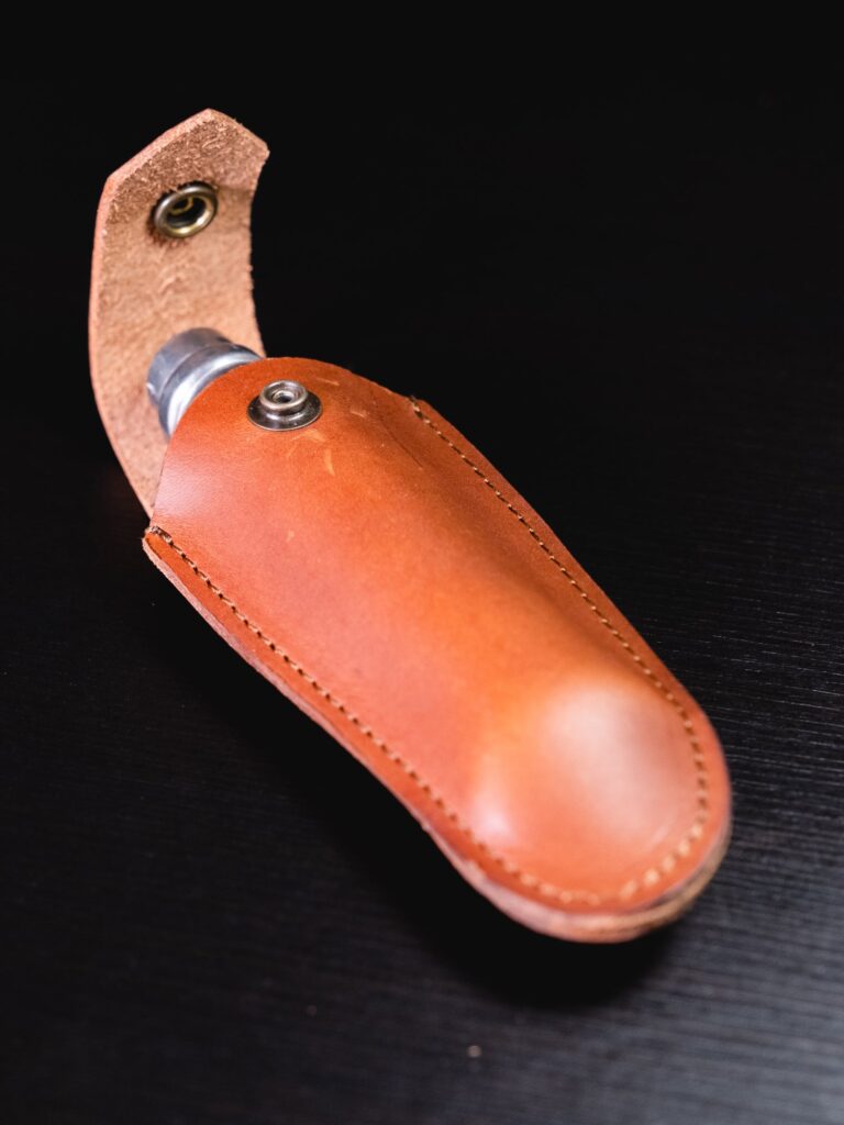 Pierrot - Etui à couteau Cognac Pierrot x Vertical
