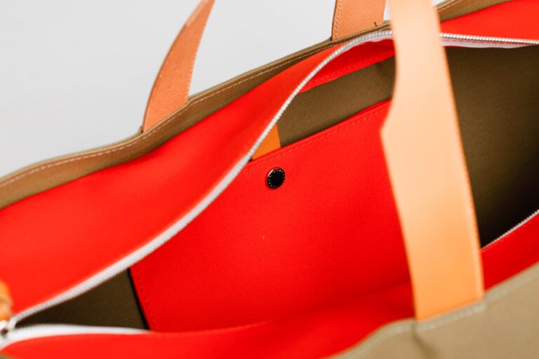 Monébari - Les sacs made in France - Sac voyage cabine - kaki et orange