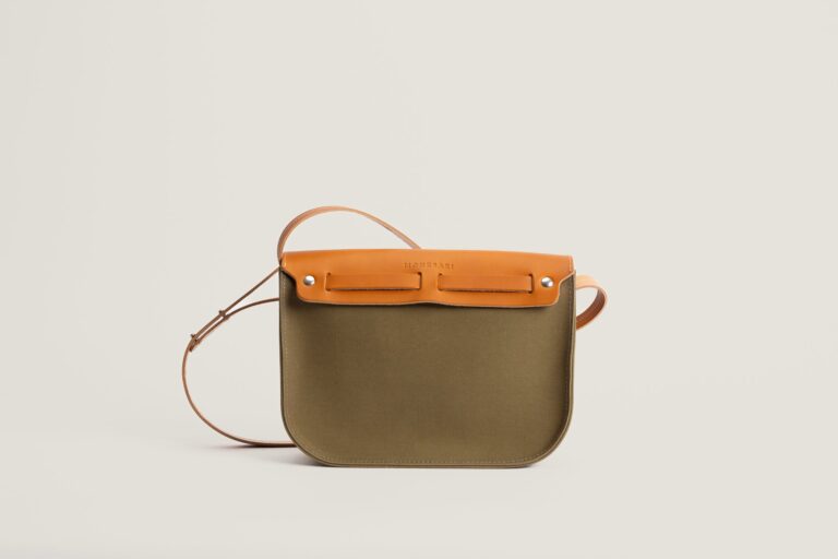 Monébari - Sac à bandoulière en toile et cuir -Le 27- kaki