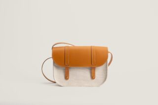 Sac besace en toile et cuir – lin et coton par la marque Monébari Monébari - Sac besace en toile et cuir – lin et coton