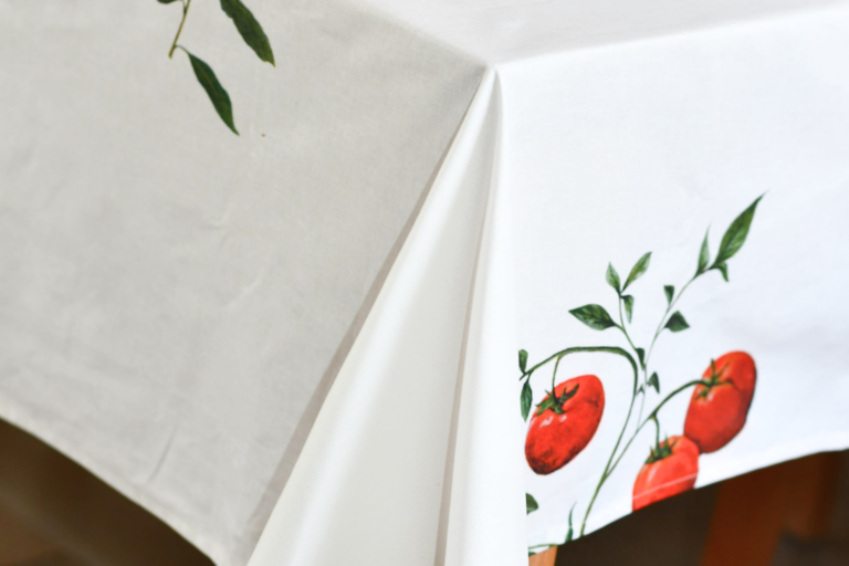 varek.illustrations - Nappe enduite en coton rectangulaire 250 x 160 cm