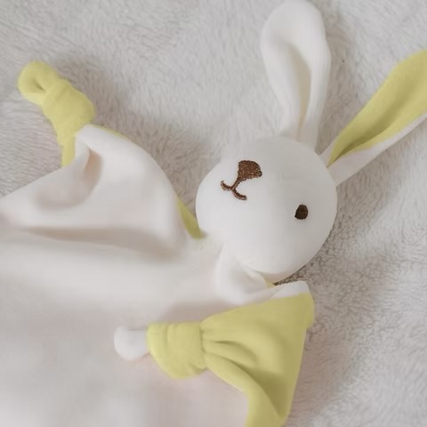Les Petites Maries - Doudou PITOLA - Lapin