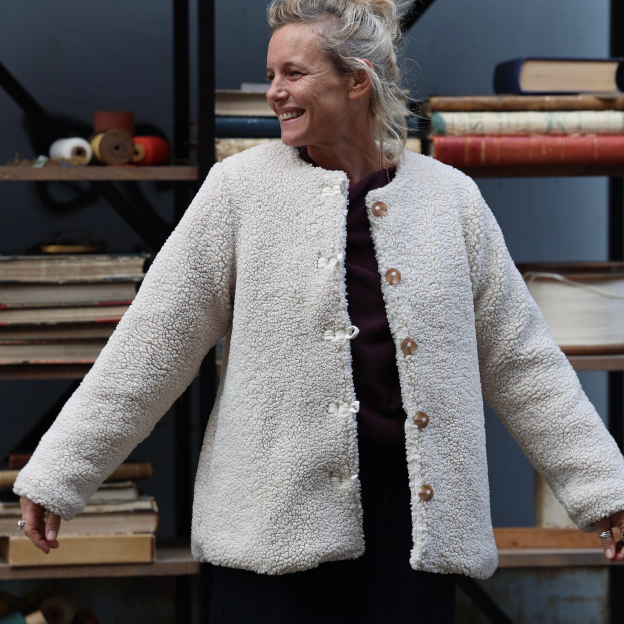 7Z9A5779 Quintessence - Veste Roxane — Sherpa ivoire – XXXL