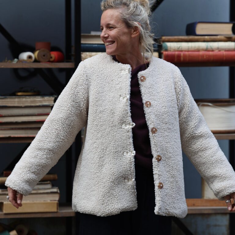7Z9A5779 Quintessence - Veste Roxane — Sherpa ivoire – XXXL