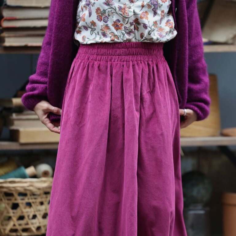Quintessence - Jupe Tao — Velours côtelé bougainvillier – XXXL