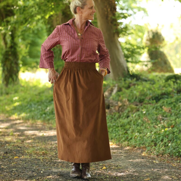 Quintessence - Jupe Tao — Velours milleraies chamois – XXXL