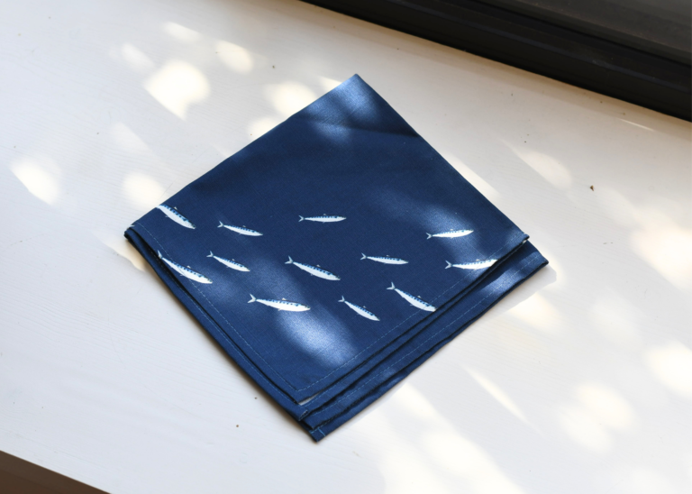 varek.illustrations - Pack de 4 serviettes de table : Le banc de Sardines