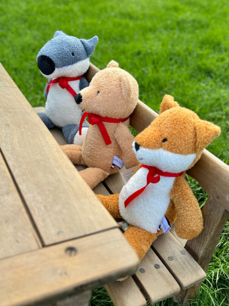 Les Petites Maries - Filoup le loup