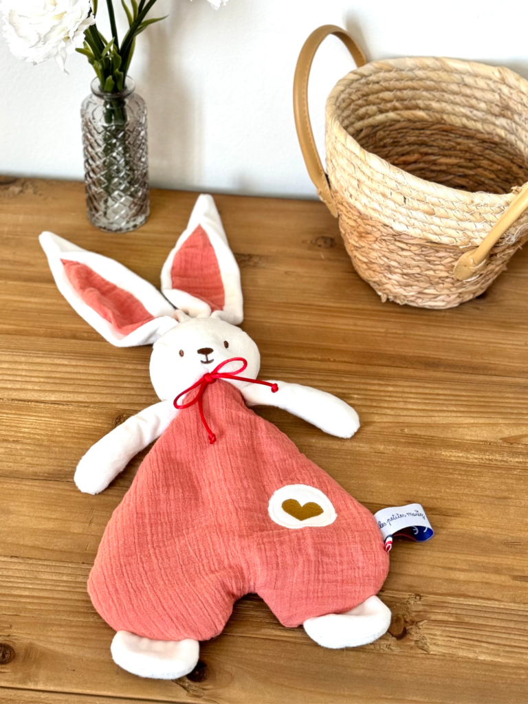 Les Petites Maries - Doudou à bisous - Lapin