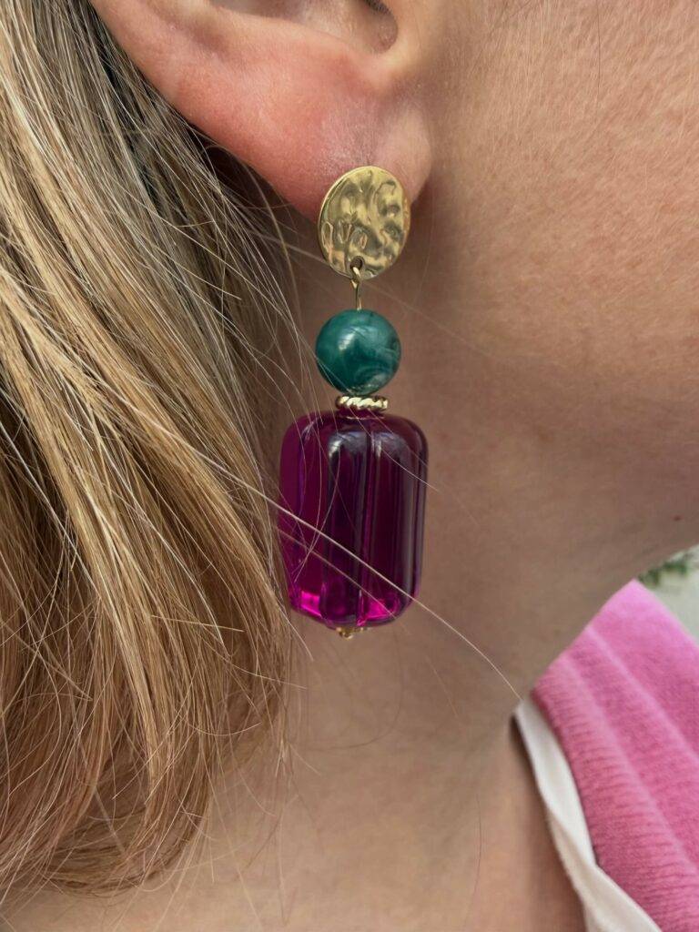 Maison Mallow - Boucles d’oreilles Capucine roses en résine et perles vertes
