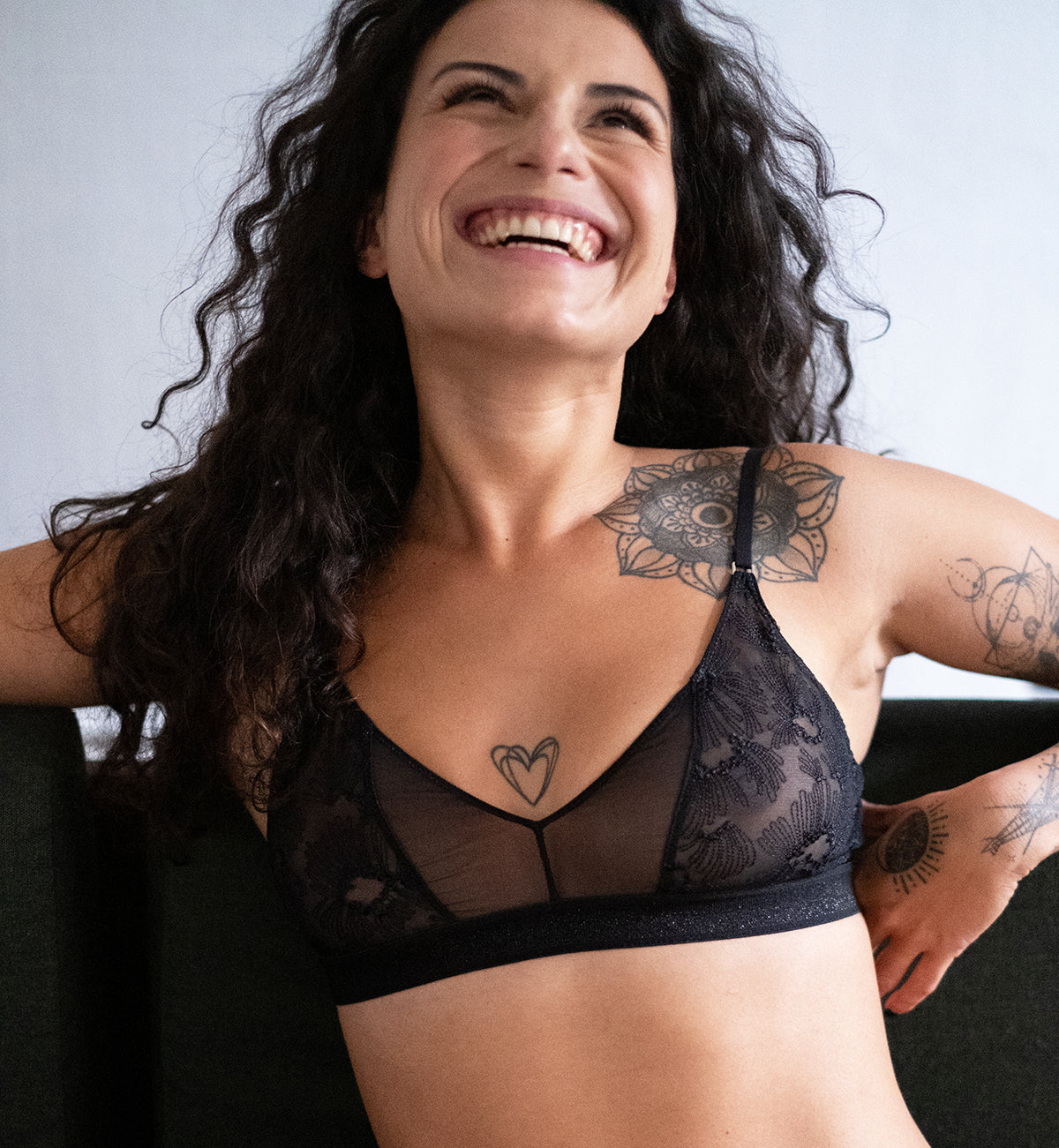 Brassnoirdvt BOTT Lingerie - Brassière Le Crush - Noir Shadow – XL