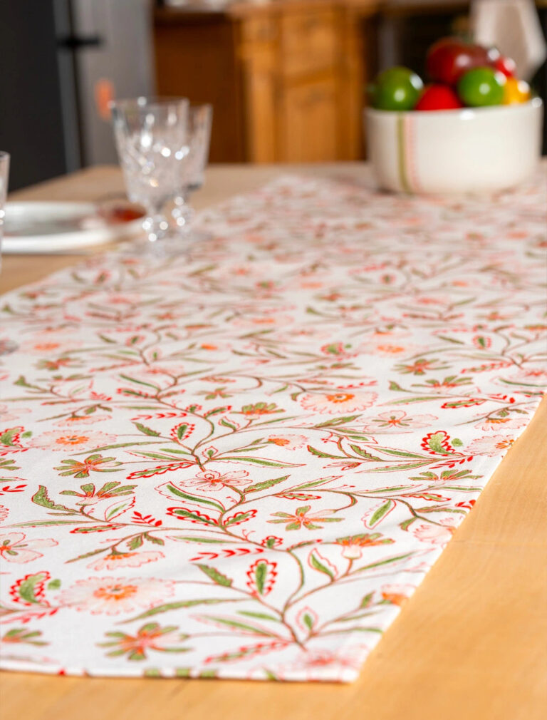 Maison Primavera - Chemin de table en coton et lin à motif Prairie - La Clé des champs – 50 x 200 cm