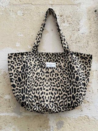 Sac Cabas Medium jean léopard noir et beige par la marque MAISON MALLOW MAISON MALLOW - Sac Cabas Medium jean léopard noir et beige