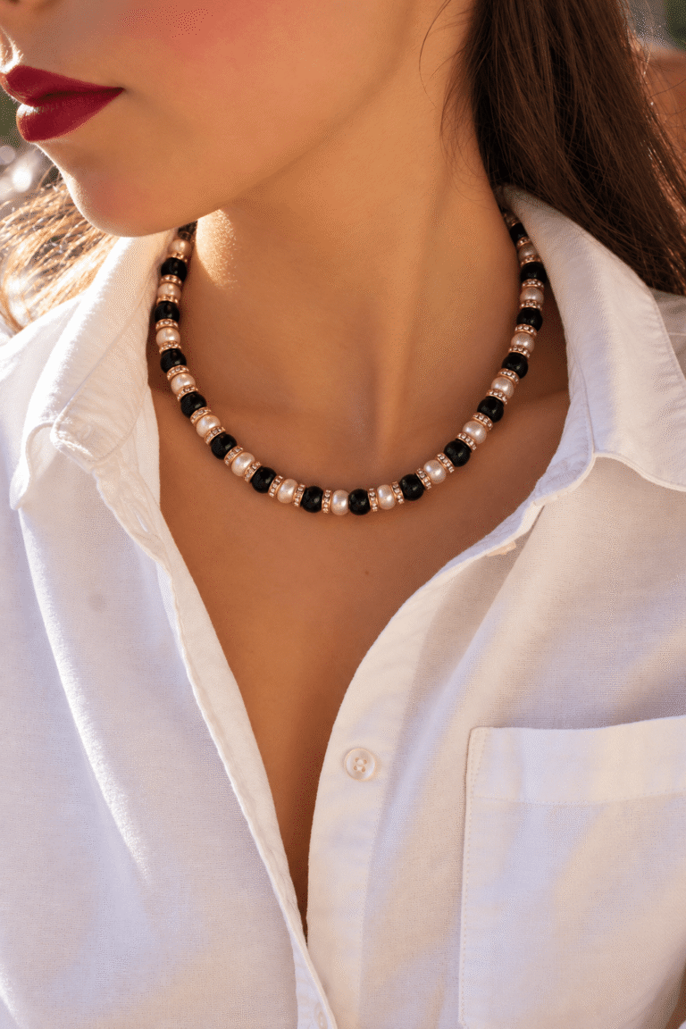 Collier Onyx et Perles de Culture NEIJE - Collier Schachmatt Onyx et Perles de Culture avec Diamants – 50 cm + extension de 5 cm