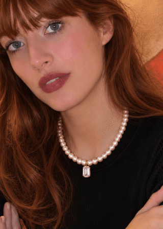 Collier Les Liaisons Dangereuses Perles de Culture et Cristal Swarovski par la marque NEIJE NEIJE - Collier Les Liaisons Dangereuses Perles de Culture et Cristal Swarovski
