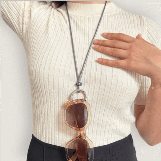 Collier Eve Porte-lunettes en coton métallisé par la marque Atelier BALTUS Atelier BALTUS - Collier Eve Porte-lunettes en coton métallisé