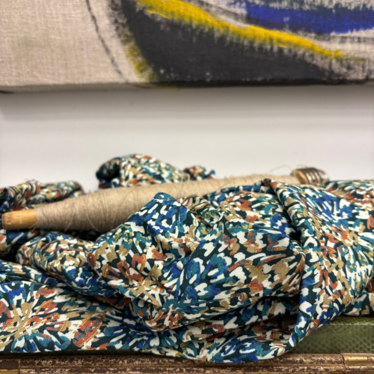 Quintessence - Robe Perrine — Viscose imprimée Esquisse azur – XXL
