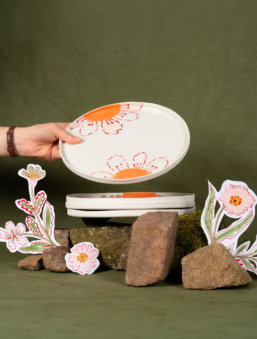 GRANDE ASSIETTE LA CLE DES CHAMPS MARGUERITE 1 Maison Primavera - Grande assiette en porcelaine à motif Marguerite - La Clé des champs