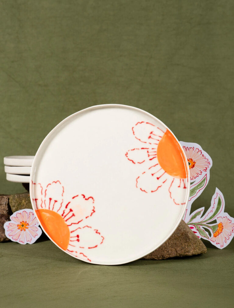 Maison Primavera - Grande assiette en porcelaine à motif Marguerite - La Clé des champs