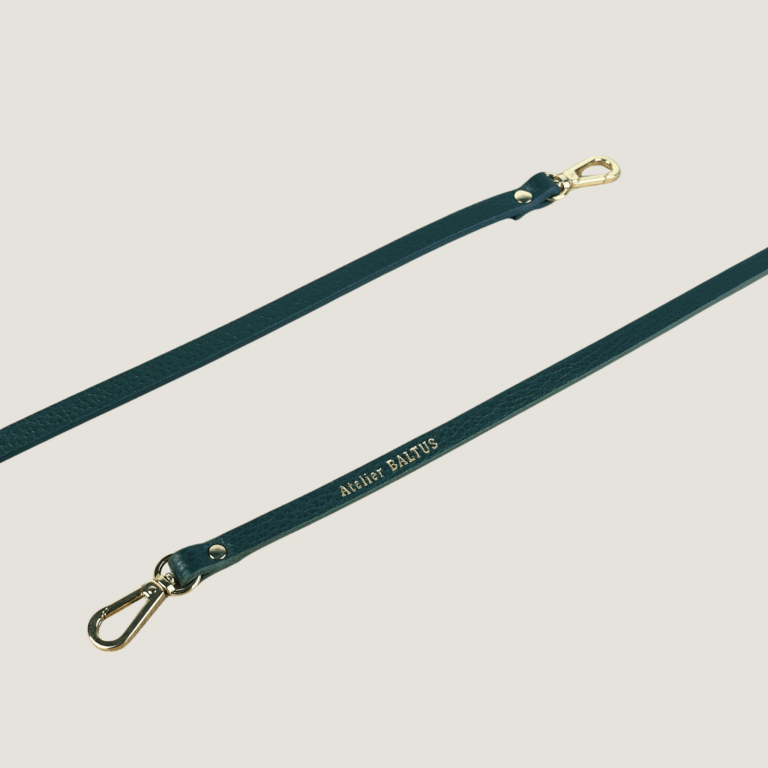 Atelier BALTUS - Porte-clé lien double mousqueton en cuir – Noir lisse (court)