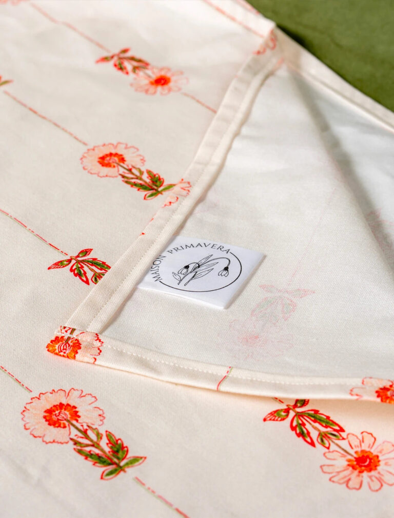 Maison Primavera - Nappe en coton et lin à motif Marguerite - La Clé des champs – Ø 160 cm
