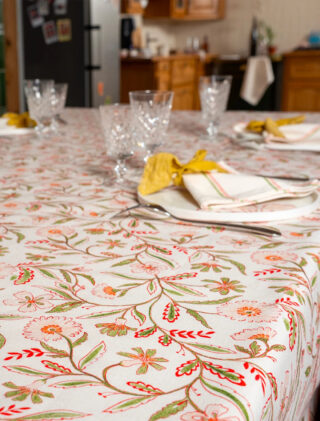 Nappe en coton et lin à motif Prairie – La Clé des champs par la marque Maison Primavera Maison Primavera - Nappe en coton et lin à motif Prairie – La Clé des champs