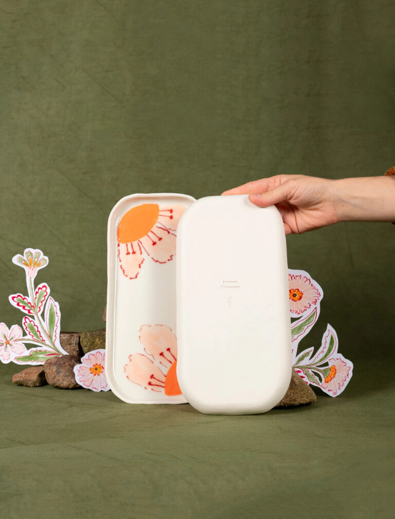 Maison Primavera - Plat à cake en porcelaine à motif Marguerite - La Clé des champs