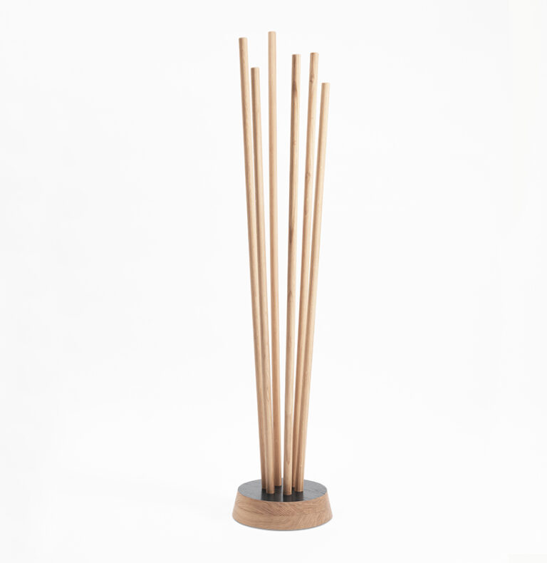 Porte manteau en bois massif SPIRALE Drugeot Manufacture Drugeot.com - Porte-manteau SPIRALE – vert-sauge